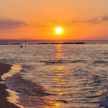 Tramonto Sul Mare Bed and Breakfast Termoli Eksteriør billede